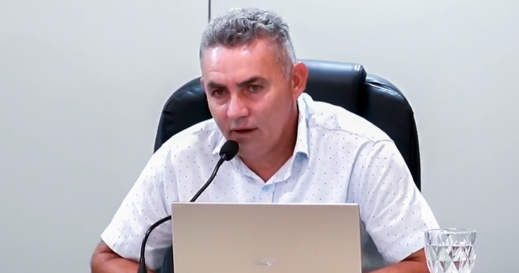 Leia mais sobre o artigo CMPL aprova requerimento que propõe ampliação de projetos voltados à caprinocultura leiteira