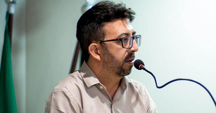 Leia mais sobre o artigo Vereador defende incentivo a profissionais da saúde em Pedra Lavrada